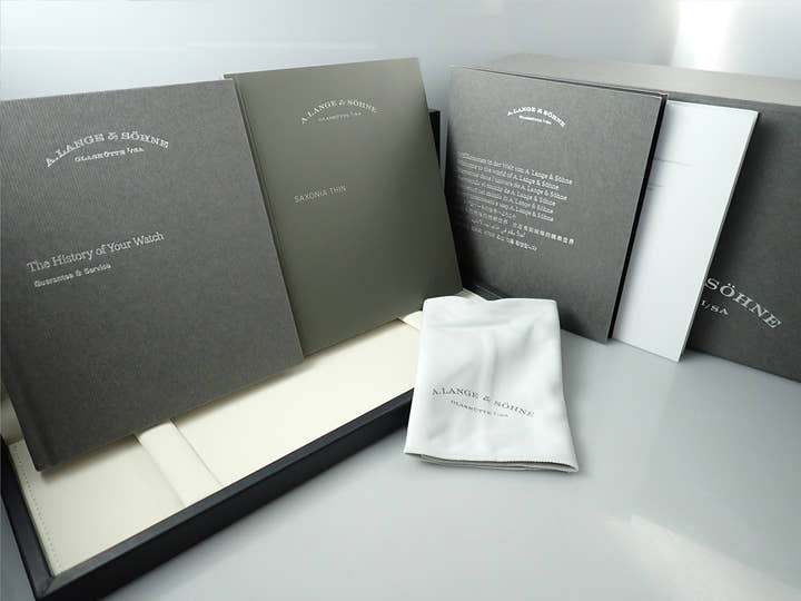 A.ランゲ&ゾーネ サクソニア フラッハ Ref.205.086 コッパーブルー文字盤 中古 32C11L0X