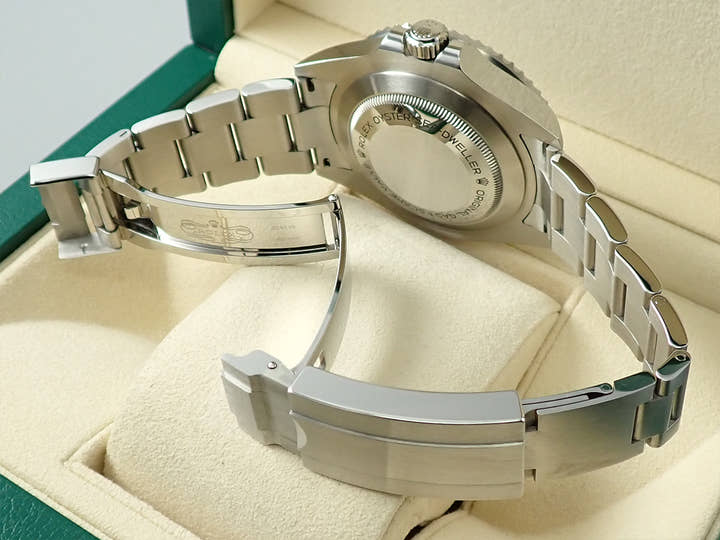 ロレックス シードゥエラー Ref.126600 ステンレススチール ブラック文字盤