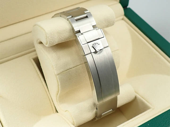 Rolex Sea-Dweller 4000 <Warranty, Box, etc.>