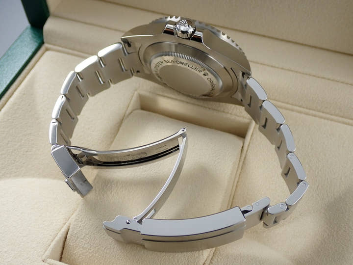 Rolex Sea-Dweller <Warranty, Box, etc.>