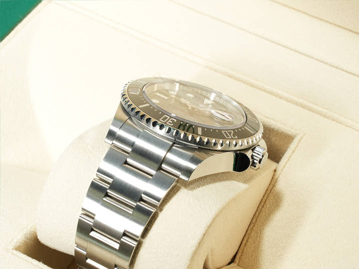 ロレックス シードゥエラー Ref.126600 ステンレススチール ブラック文字盤