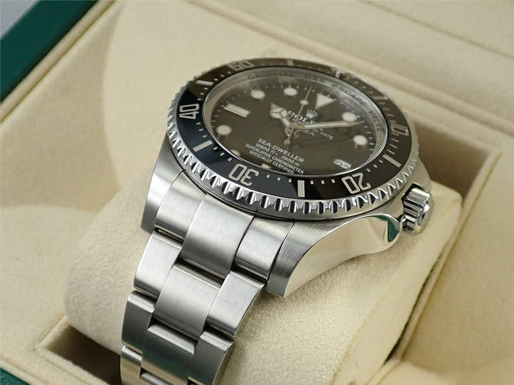 Rolex Sea-Dweller Deepsea Ref. 116660 Stainless Steel Black Dial
