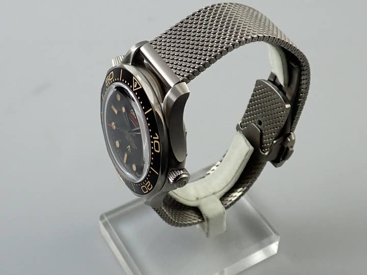 オメガ シーマスター ダイバー 300M コーアクシャル マスター クロノメーター 42MM Ref.210.90.42.20.01.001 ブラウン文字盤 美品 W1RMXTXK