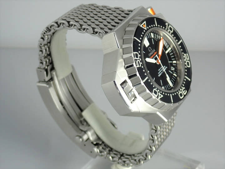 オメガ シーマスター Ref.224.30.55.21.01.001 ブラック文字盤 中古 sea-master-13
