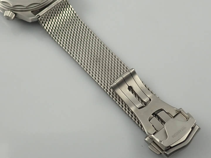 オメガ シーマスター ダイバー 300M コーアクシャル マスター クロノメーター 42MM Ref.210.90.42.20.01.001 ブラウン文字盤 中古 088FVYVP