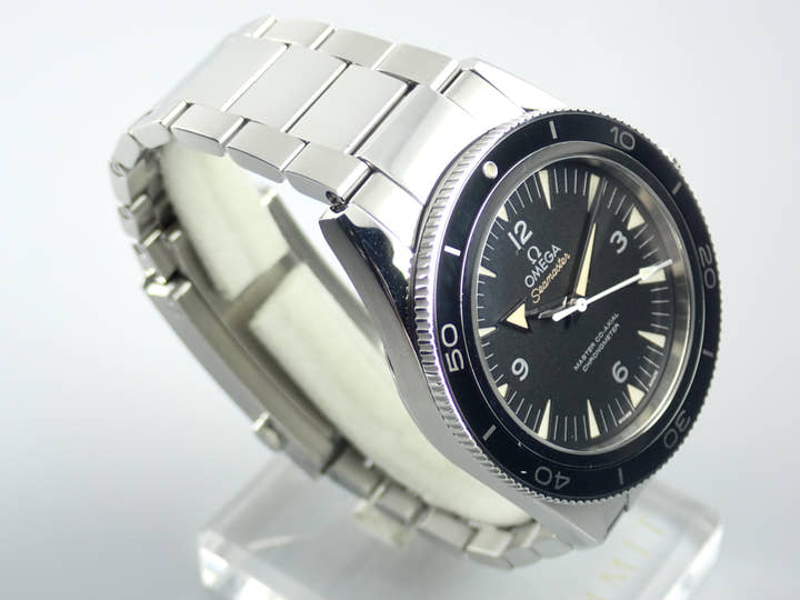 オメガ シーマスター Ref.233.30.41.21.01.001 ブラック文字盤 中古 sea-master-18