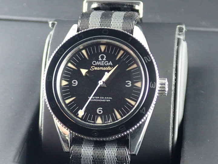 オメガ シーマスター Ref.233.32.41.21.01.001 ブラック文字盤 中古 sea-master-19