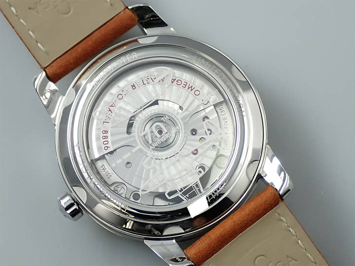 オメガ シーマスター 1948 コーアクシャル マスター クロノメーター 38mm Ref.511.13.38.20.02.001 シルバー文字盤 美品 Z4125245