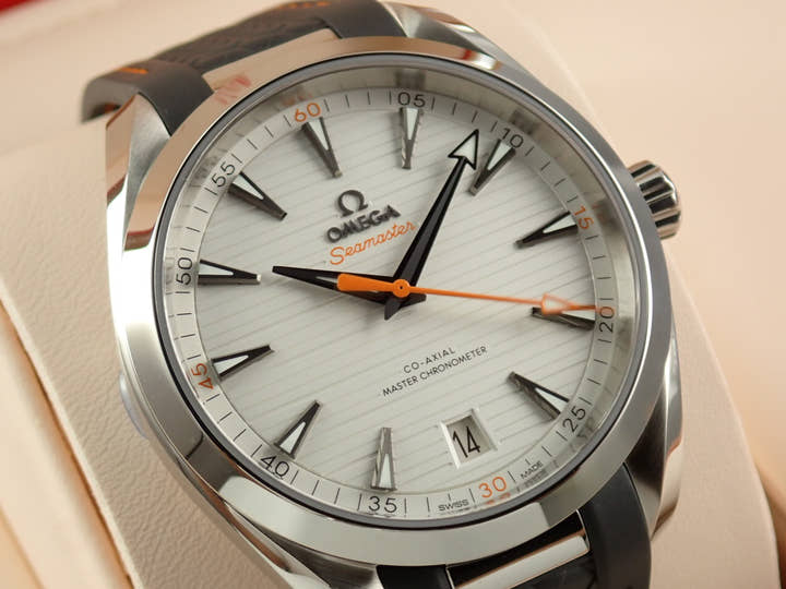 オメガ シーマスター アクアテラ 150M コーアクシャル マスター クロノメーター 41MM Ref.220.12.41.21.02.002 ホワイト文字盤 未使用 KJ70UXVR