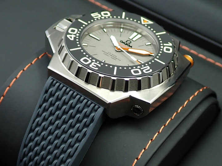 Omega Seamaster ProProf 1200M Co-Axial Master Chronometer Ref.227.90.55.21.99.001 Grey Dial Very Good Condition SVT77F5X