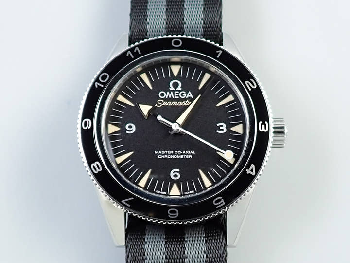 Omega Seamaster 300 Specter Ref.233.32.41.21.01.001 Black Dial Used P092WXH2