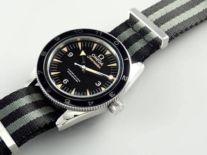 オメガ シーマスター300 Ref.233.32.41.21.01.001 ブラック文字盤 中古 sea-master-34