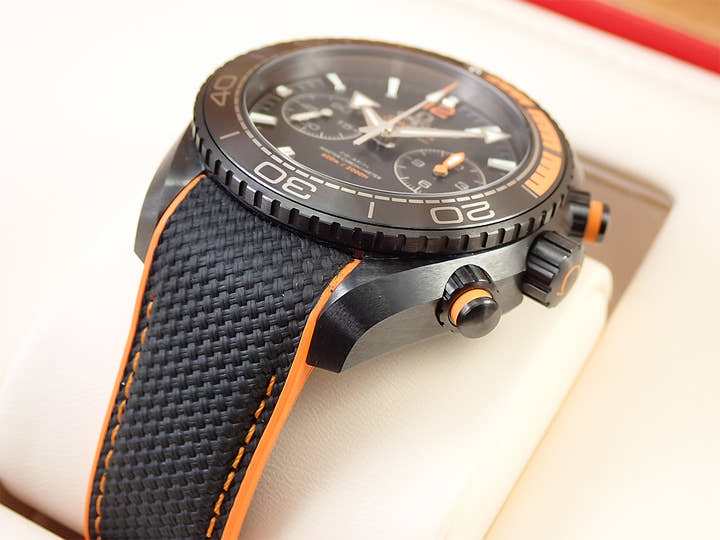 オメガ シーマスター プラネットオーシャン Ref.215.92.46.51.01.001 ブラック文字盤 美品 F3017K04