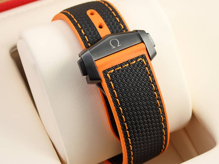 オメガ シーマスター プラネットオーシャン Ref.215.92.46.51.01.001 ブラック文字盤 美品 F3017K04