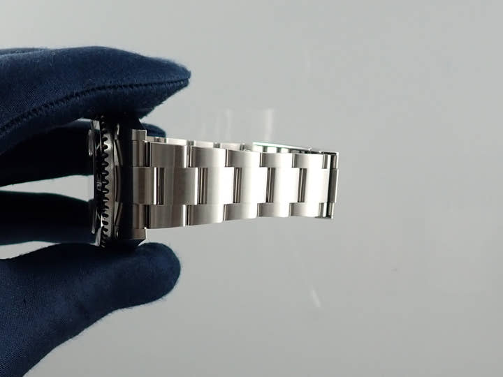 ロレックス シードゥエラー Ref.126600 ステンレススチール ブラック文字盤