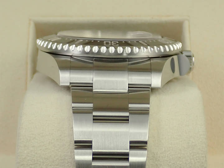 ロレックス シードゥエラー Ref.126600 ステンレススチール ブラック文字盤