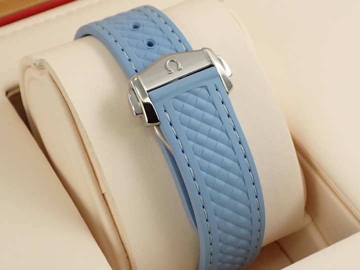 オメガ シーマスター アクアテラ GMT ワールドタイマー Ref.220.12.43.22.03.002 サマーブルー文字盤 未使用 A17KRKUJ