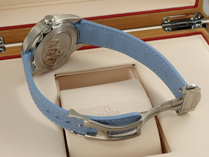 オメガ シーマスター アクアテラ GMT ワールドタイマー Ref.220.12.43.22.03.002 サマーブルー文字盤 未使用 A17KRKUJ