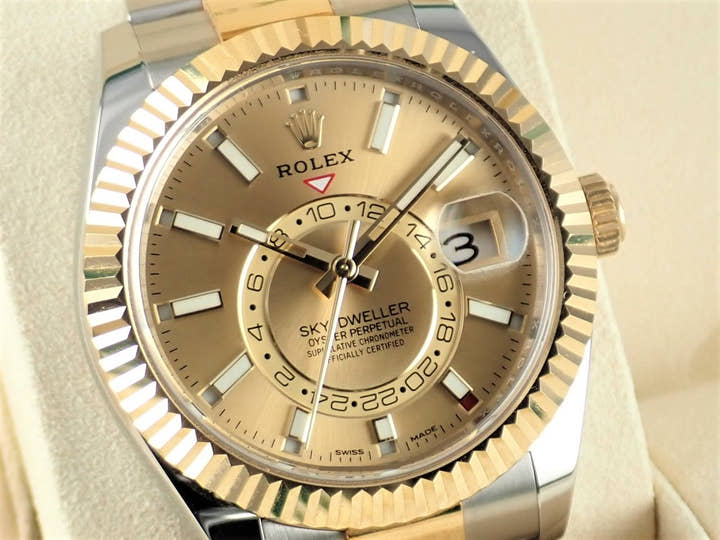 ロレックス スカイドゥエラー Ref.326933 シャンパン文字盤 中古 sky-dweller-16 オイスターブレスレット