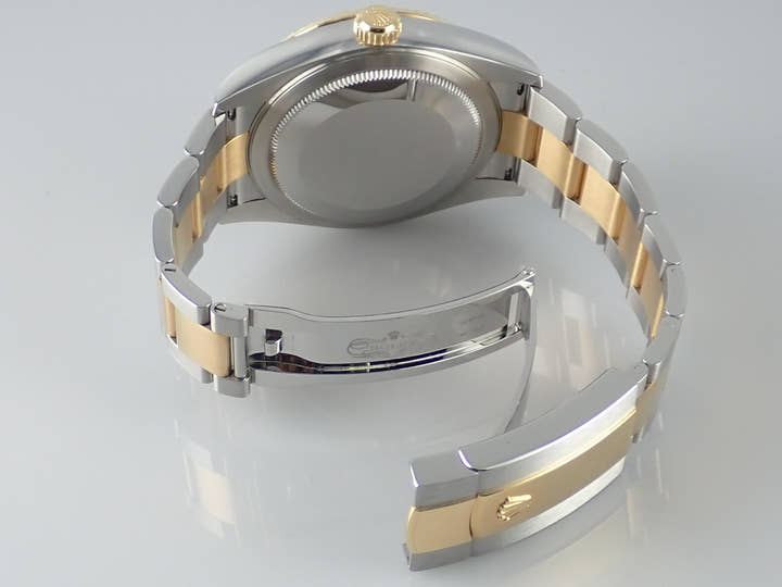 ロレックス スカイドゥエラー Ref.326933 シャンパン文字盤 中古 sky-dweller-16 オイスターブレスレット