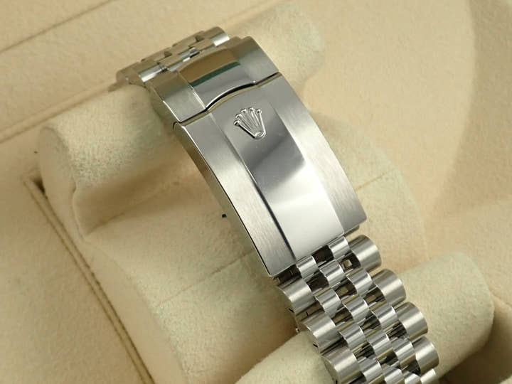 ロレックス スカイドゥエラー Ref.326934 ステンレススチール/ホワイトゴールド ホワイト文字盤 ジュビリーブレスレット 未使用 SKUHA045