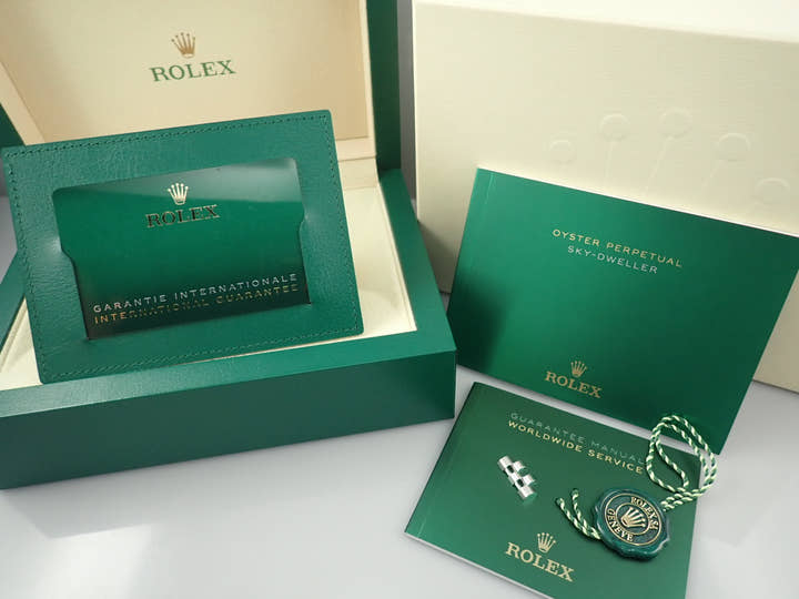 ロレックス スカイドゥエラー Ref.326934 ステンレススチール/ホワイトゴールド ブラック文字盤 ジュビリーブレスレット 未使用 74A02242