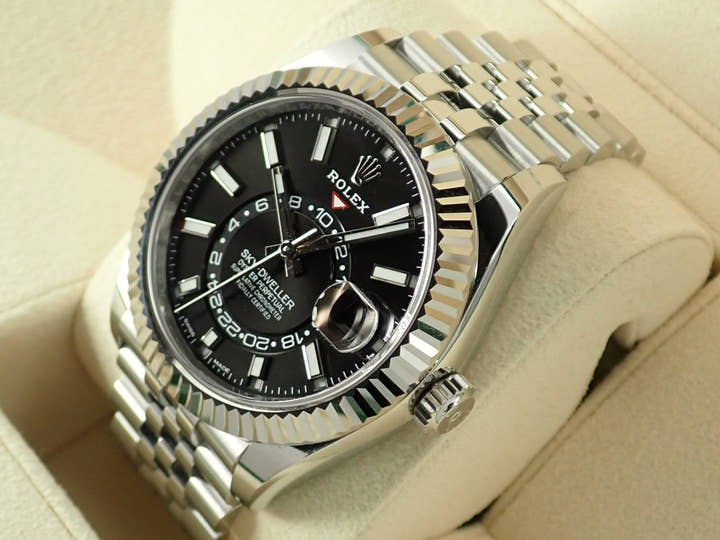 ロレックス スカイドゥエラー Ref.326934 ステンレススチール/ホワイトゴールド ブラック文字盤 ジュビリーブレスレット 未使用 74A02242