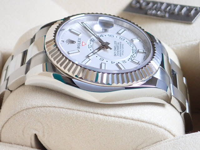 ロレックス スカイドゥエラー Ref.326934 ホワイト文字盤 未使用 sky-dweller-2 オイスターブレスレット