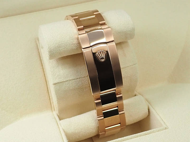 ロレックス スカイドゥエラー Ref.326935 エバーローズゴールド チョコレートアラビア文字盤 オイスターブレスレット