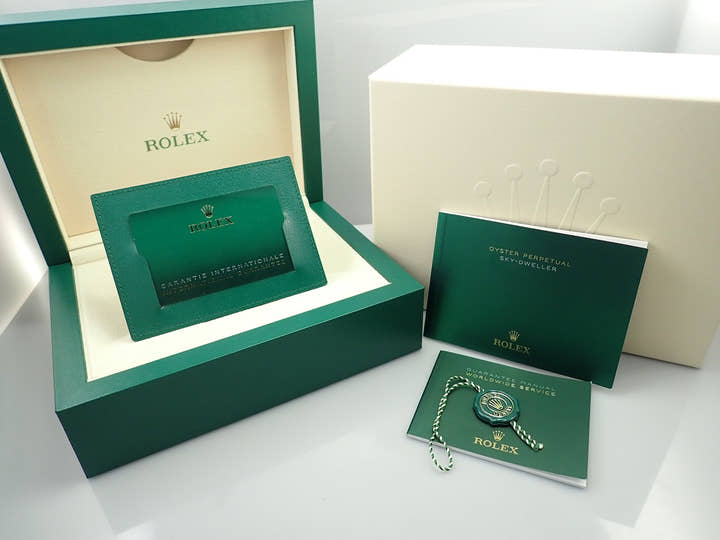 ロレックス スカイドゥエラー Ref.326938 イエローゴールド ブラック文字盤 オイスターブレスレット