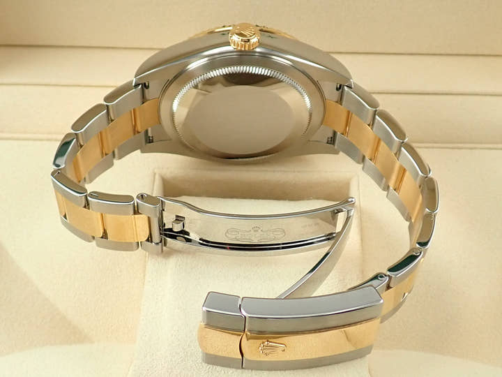 ロレックス スカイドゥエラー Ref.326933 ブラック文字盤 未使用 sky-dweller-23 オイスターブレスレット