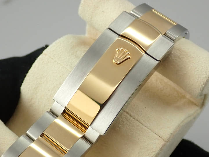 ロレックス スカイドゥエラー Ref.326933 ブラック文字盤 未使用 sky-dweller-23 オイスターブレスレット