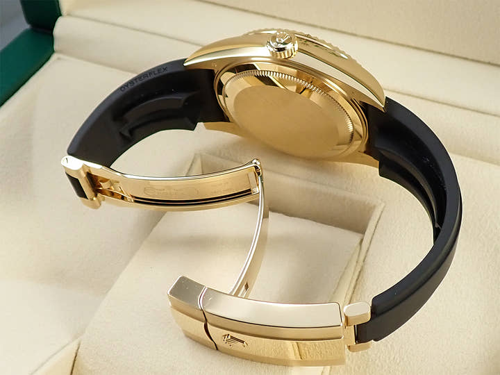 ロレックス スカイドゥエラー Ref.326238 イエローゴールド シルバー文字盤 オイスターフレックス