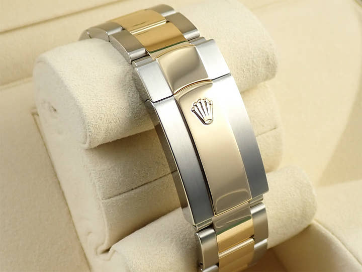 ロレックス スカイドゥエラー Ref.326933 ステンレススチール/イエローゴールド ホワイト文字盤 オイスターブレスレット