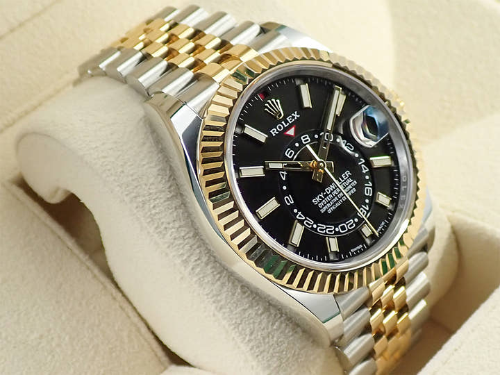 ロレックス スカイドゥエラー Ref.326933 ステンレススチール/イエローゴールド ブラック文字盤 ジュビリーブレスレット 中古 V8FLAWRR