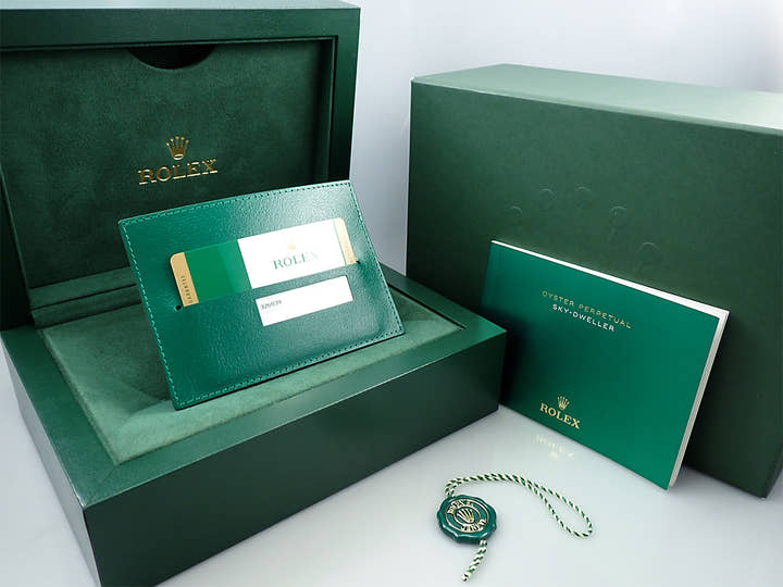 ロレックス スカイドゥエラー Ref.326939 ホワイトゴールド ブラック文字盤 オイスターブレスレット