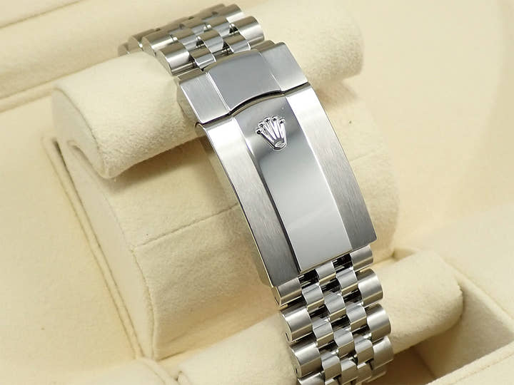 ロレックス スカイドゥエラー Ref.326934 ステンレススチール/ホワイトゴールド ブルー文字盤 ジュビリーブレスレット 中古 3XH301XS