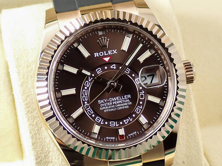 ロレックス スカイドゥエラー Ref.326235 エバーローズゴールド チョコレート文字盤 オイスターフレックス