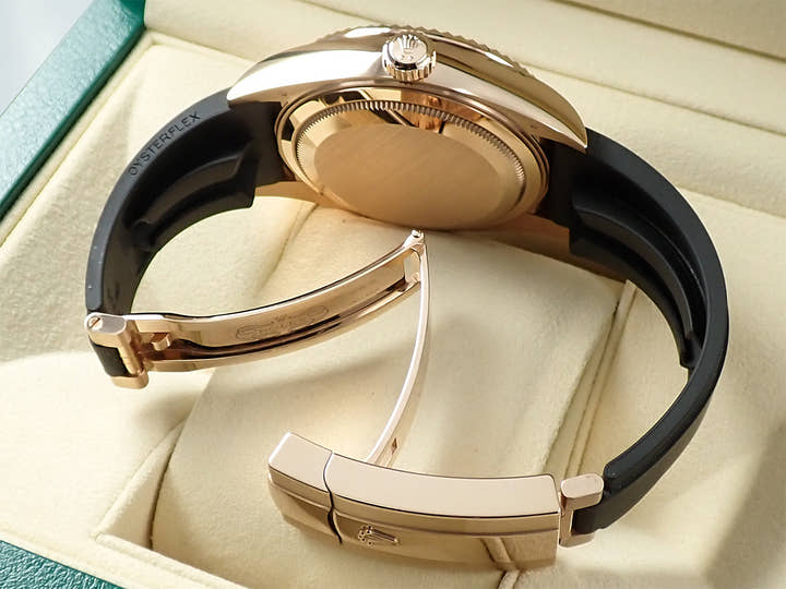 ロレックス スカイドゥエラー Ref.326235 エバーローズゴールド チョコレート文字盤 オイスターフレックス