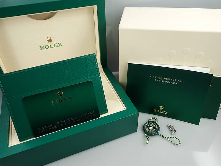 ロレックス スカイドゥエラー Ref.326934 ステンレススチール/ホワイトゴールド ブルー文字盤 ジュビリーブレスレット 中古 0ZYR3YS6