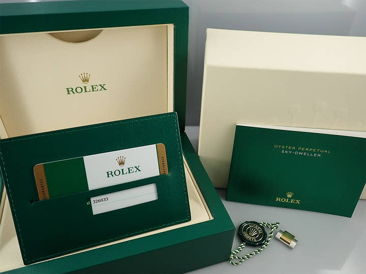 ロレックス スカイドゥエラー Ref.326933 ステンレススチール/イエローゴールド シャンパン文字盤 オイスターブレスレット