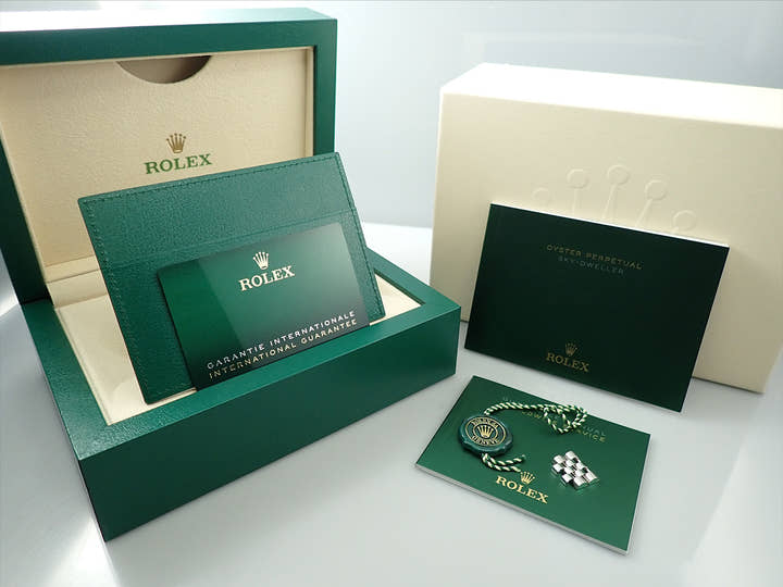 ロレックス スカイドゥエラー Ref.326934 ステンレススチール/ホワイトゴールド ブルー文字盤 ジュビリーブレスレット 美品 85TZRLRF