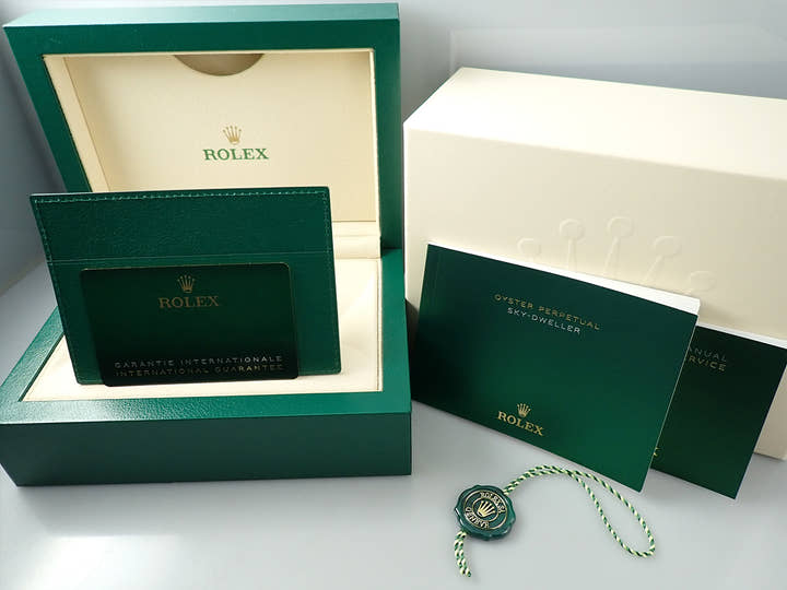 ロレックス スカイドゥエラー Ref.336933 ステンレススチール/イエローゴールド ブライトブラック文字盤 オイスターブレスレット