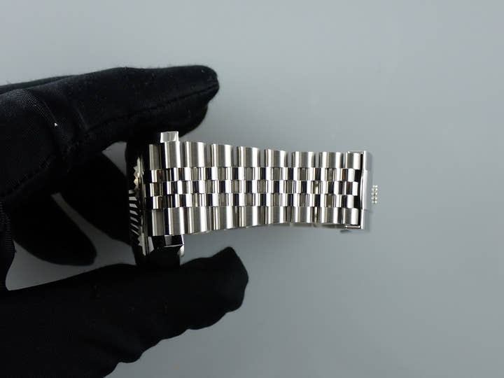 ロレックス スカイドゥエラー Ref.326934 ステンレススチール/ホワイトゴールド ブルー文字盤 ジュビリーブレスレット 中古 K8623904