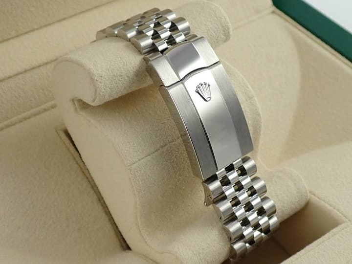 ロレックス スカイドゥエラー Ref.326934 ステンレススチール/ホワイトゴールド ブルー文字盤 ジュビリーブレスレット 未使用 HP1S47J1