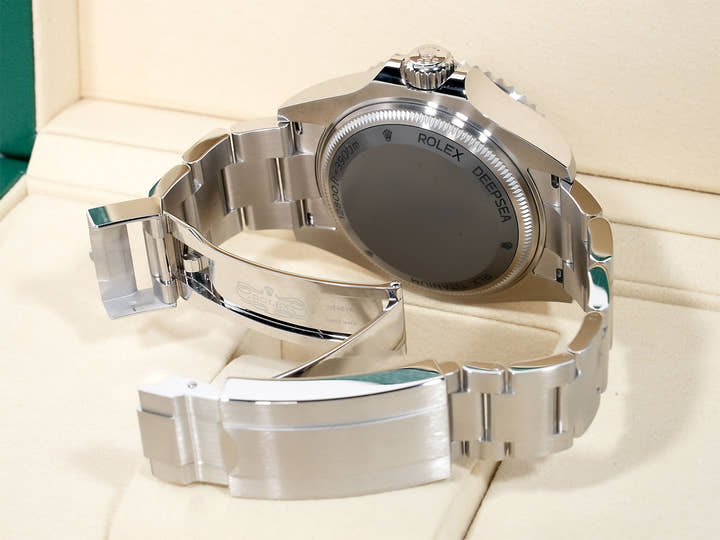 ロレックス シードゥエラー ディープシー Ref.136660 ステンレススチール D-BLUE文字盤 未使用 snih3hmv