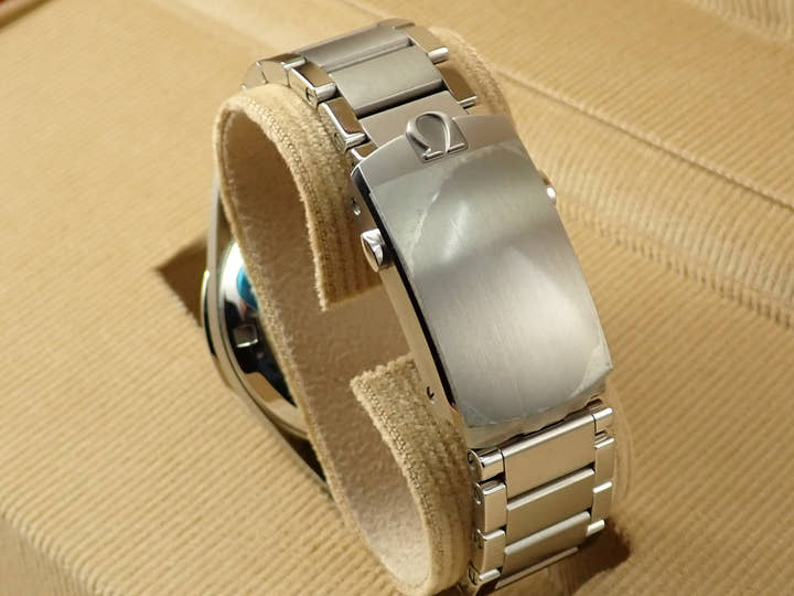 オメガ スピードマスター '57 クロノグラフ 38.6MM Ref.311.10.39.30.01.001 ブラック文字盤 極美品 4H9HV369