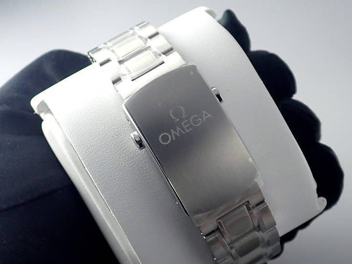 オメガ スピードマスター 東京2020 Ref.522.30.42.30.06.001 グレー文字盤 新品 speed-master-42
