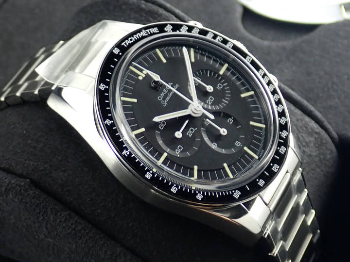 オメガ スピードマスター Ref.311.30.40.30.01.001 ブラック文字盤 新品 speed-master-45