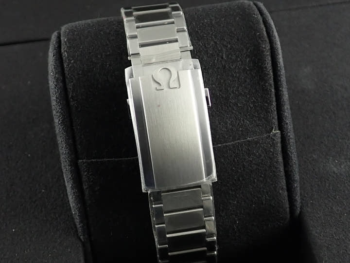 オメガ スピードマスター Ref.311.30.40.30.01.001 ブラック文字盤 新品 speed-master-45